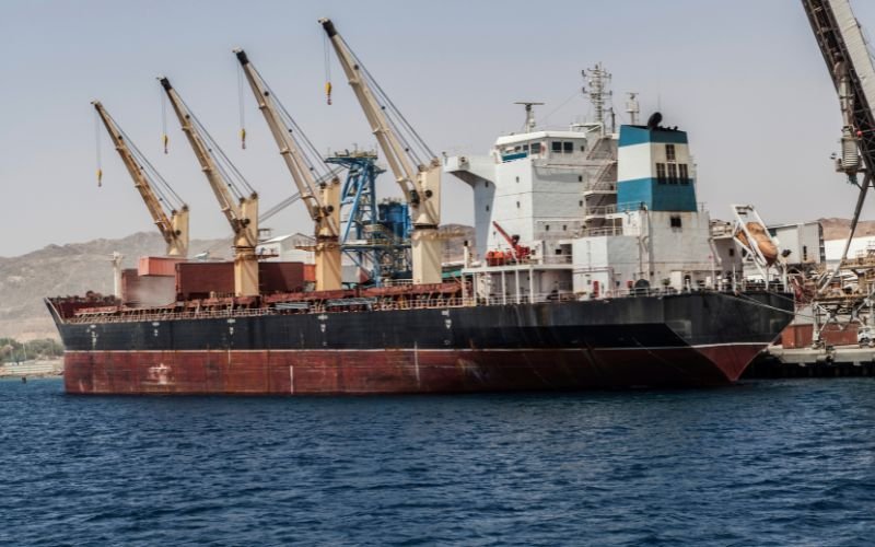 UAE's #1 Marine Services